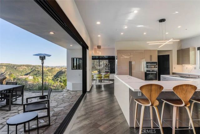 6 Colt, Bell Canyon, CA 91307