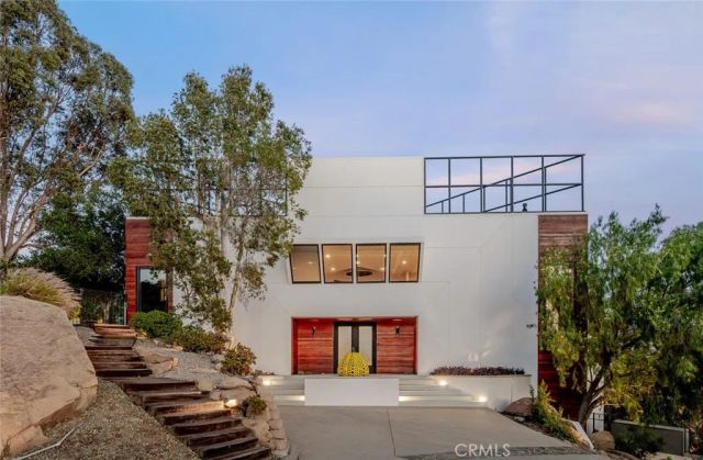 6 Colt, Bell Canyon, CA 91307