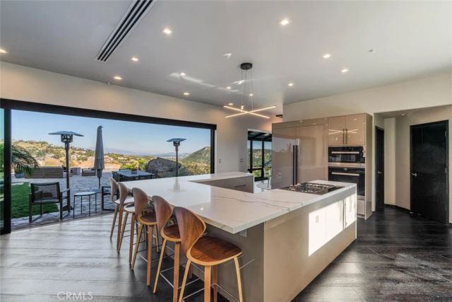 6 Colt, Bell Canyon, CA 91307