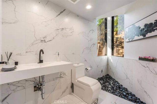 6 Colt, Bell Canyon, CA 91307