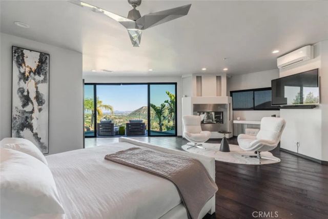 6 Colt, Bell Canyon, CA 91307