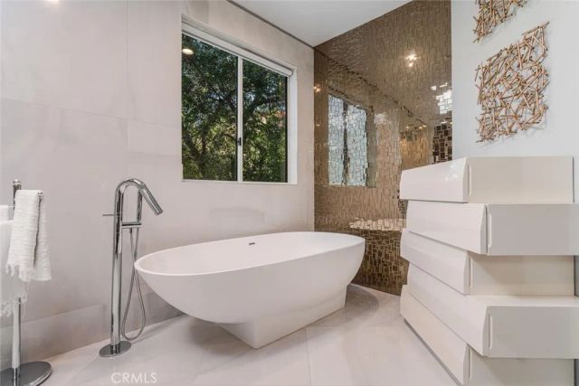 6 Colt, Bell Canyon, CA 91307