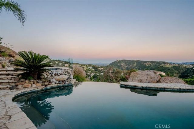 6 Colt, Bell Canyon, CA 91307