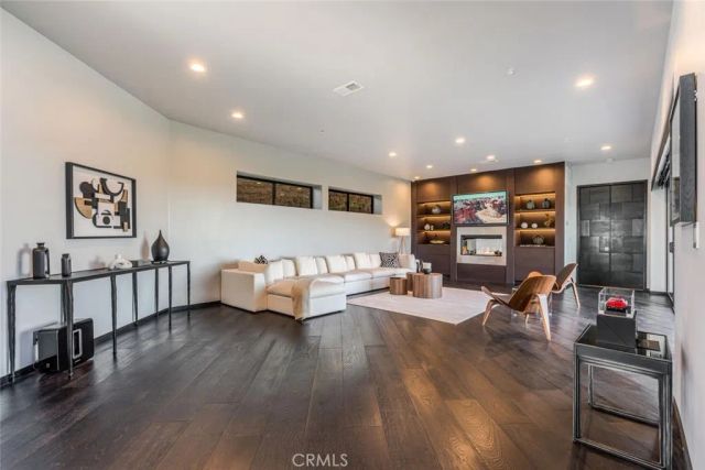 6 Colt, Bell Canyon, CA 91307
