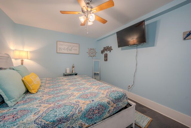 6607 Sunset Avenue, Panama City Beach, FL 32408