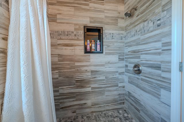 6607 Sunset Avenue, Panama City Beach, FL 32408