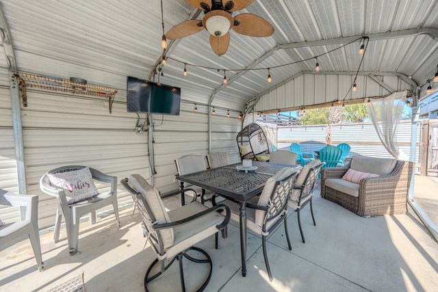 6607 Sunset Avenue, Panama City Beach, FL 32408