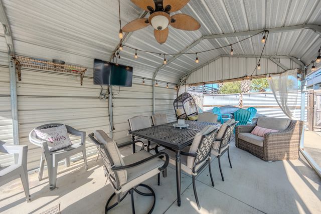 6607 Sunset Avenue, Panama City Beach, FL 32408