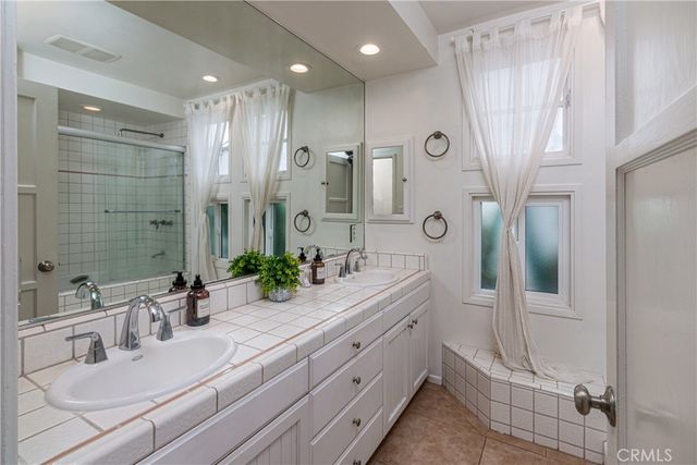 409 S Lamer Street, Burbank, CA 91506