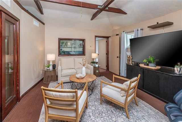 409 S Lamer Street, Burbank, CA 91506