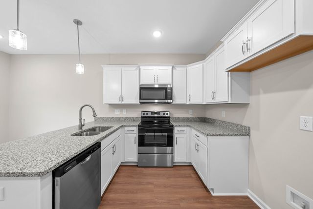 329 Cedar Ct A, Clarksville, TN 37042