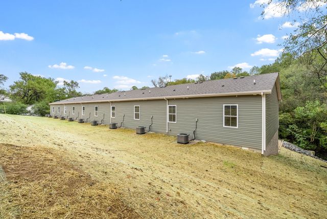 329 Cedar Ct A, Clarksville, TN 37042
