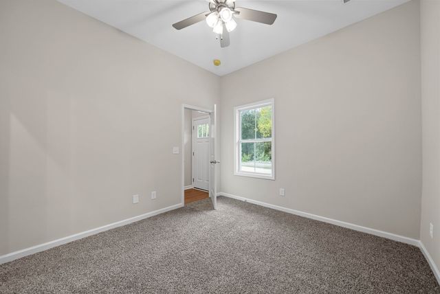 329 Cedar Ct A, Clarksville, TN 37042