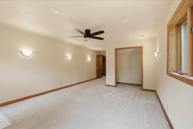 790 Garrison COURT, Delafield, WI 53018