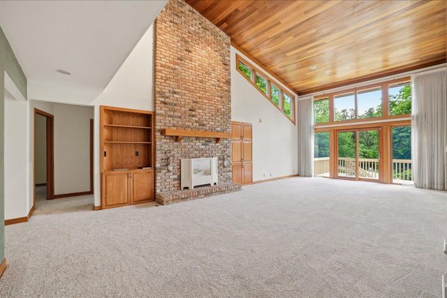 790 Garrison COURT, Delafield, WI 53018