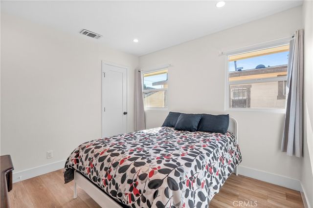 2701 Arlington Avenue, Los Angeles, CA 90018