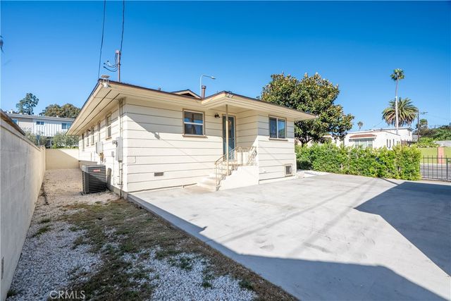 2701 Arlington Avenue, Los Angeles, CA 90018