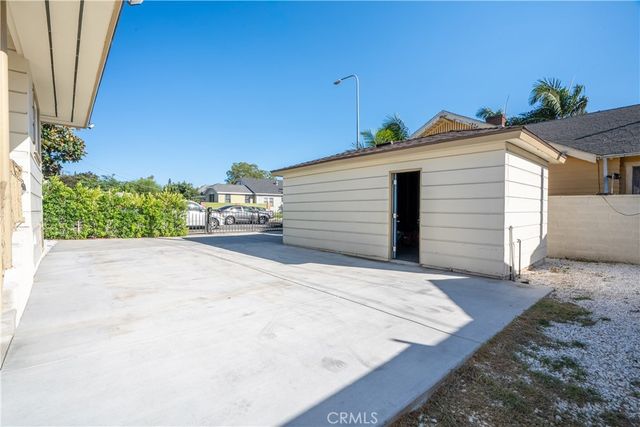 2701 Arlington Avenue, Los Angeles, CA 90018