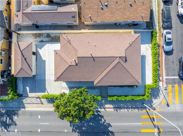 2701 Arlington Avenue, Los Angeles, CA 90018