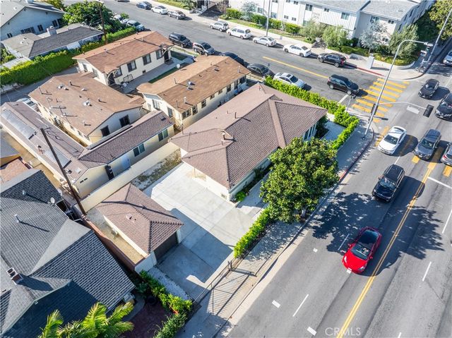 2701 Arlington Avenue, Los Angeles, CA 90018