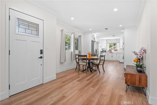 2701 Arlington Avenue, Los Angeles, CA 90018