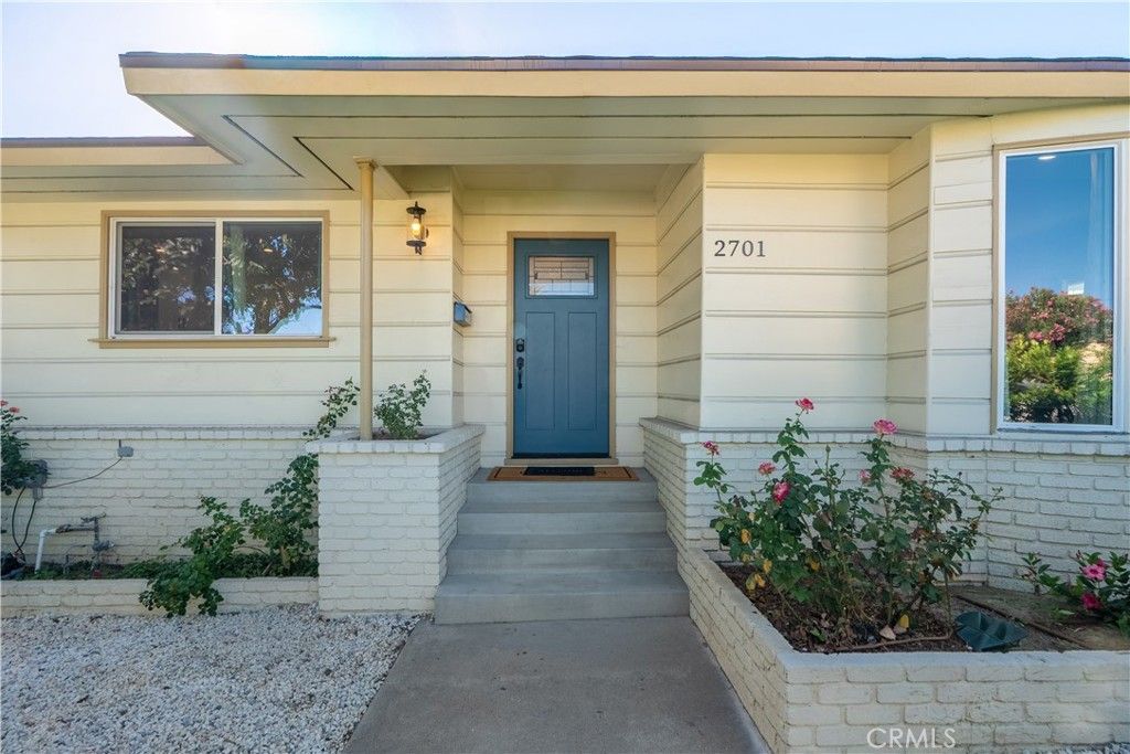 2701 Arlington Avenue, Los Angeles, CA 90018