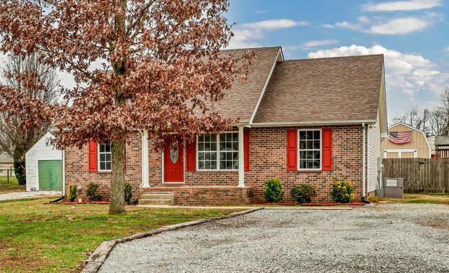 327 N Harris Rd, Portland, TN 37148