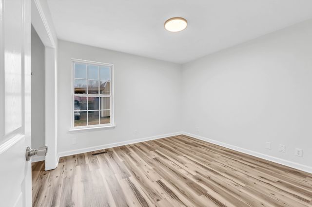 327 N Harris Rd, Portland, TN 37148