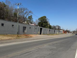 414 N 3rd Avenue, Dalton, GA 30720