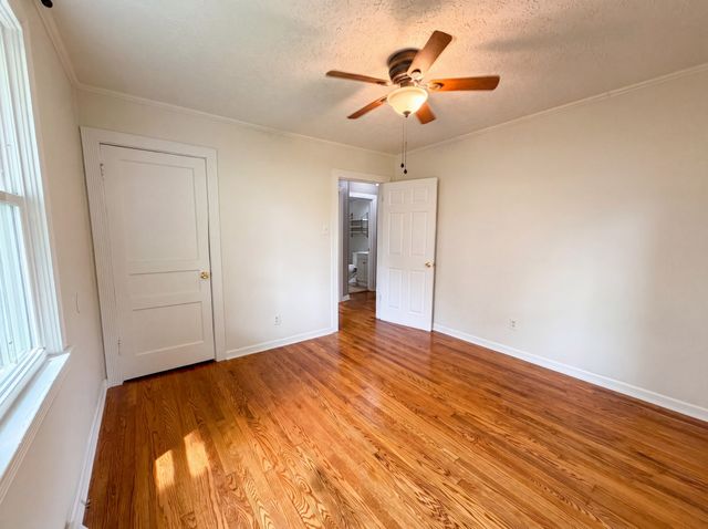 1820 Figures Ave, Columbia, TN 38401