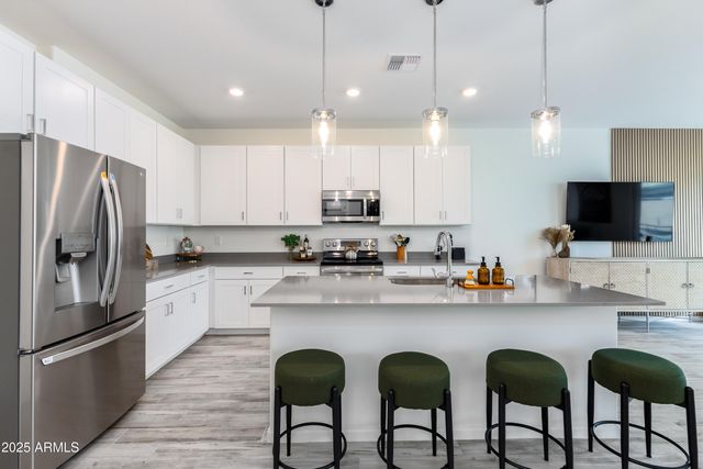 651 N Ironwood Drive 4, Apache Junction, AZ 85120