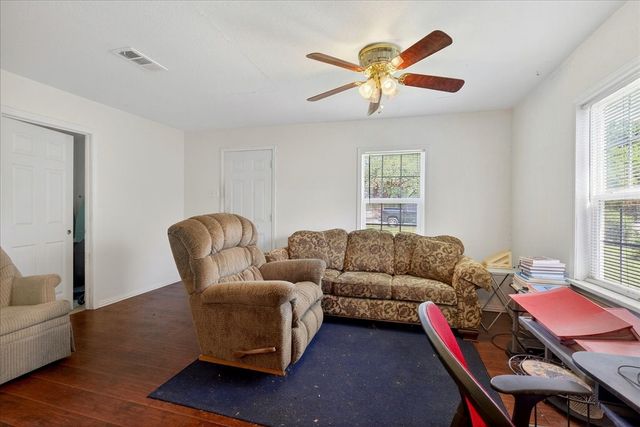 4001 S Peachtree Road, Balch Springs, TX 75180