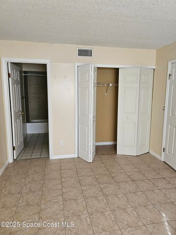 3020 Sir Hamilton Circle 5, Titusville, FL 32780