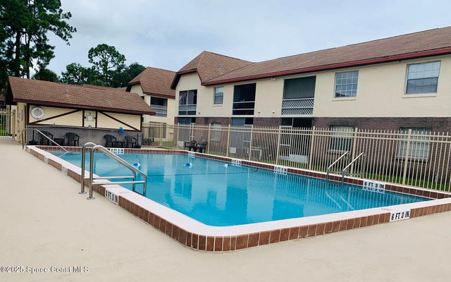 3020 Sir Hamilton Circle 5, Titusville, FL 32780