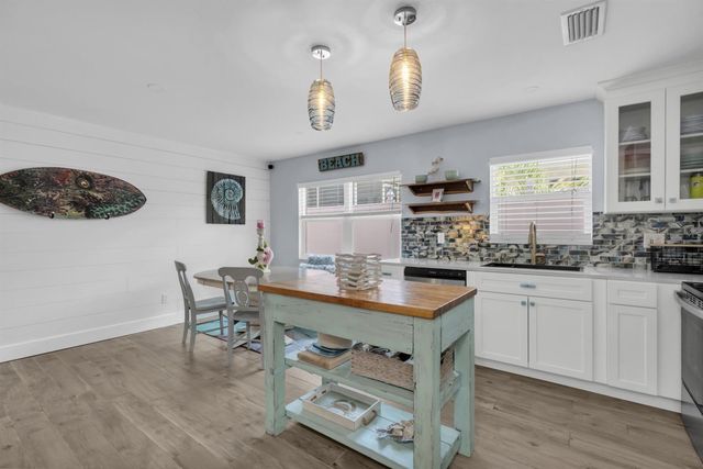7115 COQUINA WAY 4, St Pete Beach, FL 33706