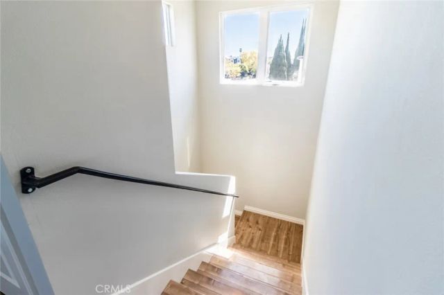 1739 Longwood Avenue, Los Angeles, CA 90019