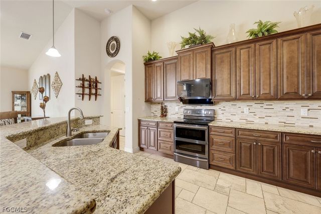 2364 NW 39th AVE, Cape Coral, FL 33993