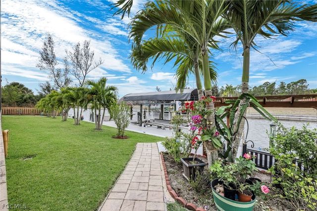 2364 NW 39th AVE, Cape Coral, FL 33993