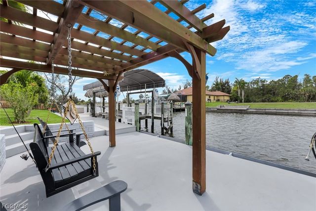 2364 NW 39th AVE, Cape Coral, FL 33993