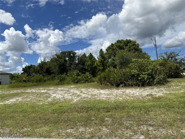 2430 NW 21st ST, Cape Coral, FL 33993