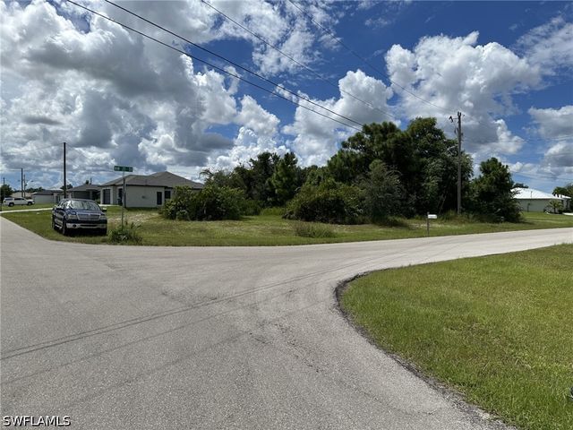 2430 NW 21st ST, Cape Coral, FL 33993