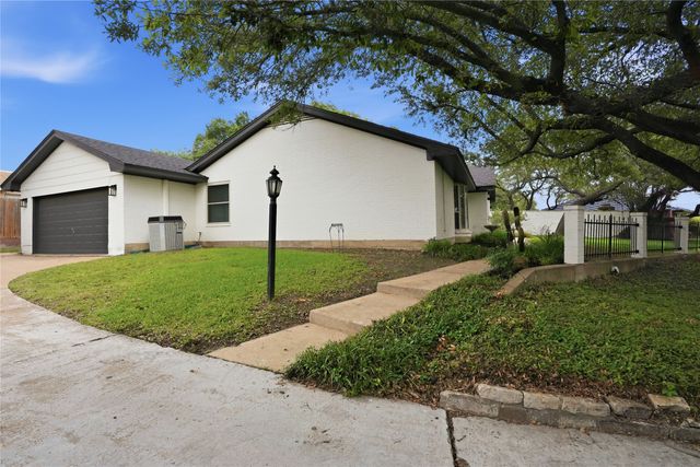 7508 Timber Ridge Court, Fort Worth, TX 76179