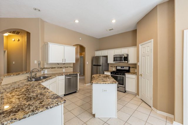 1106 Kerri Ct Court, Sugar Land, TX 77479