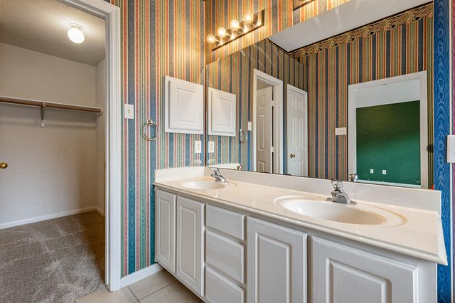 1106 Kerri Ct Court, Sugar Land, TX 77479