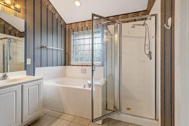 1106 Kerri Ct Court, Sugar Land, TX 77479