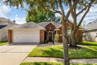 1106 Kerri Ct Court, Sugar Land, TX 77479