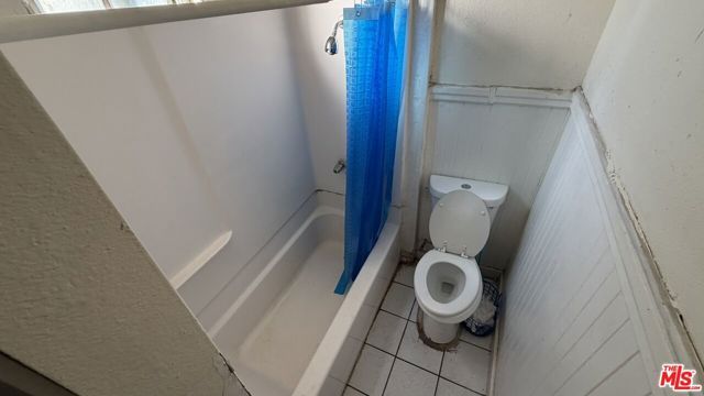 1715 Toberman Street, Los Angeles, CA 90015