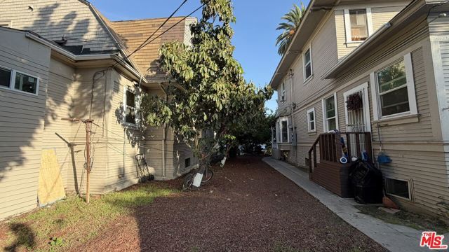 1715 Toberman Street, Los Angeles, CA 90015