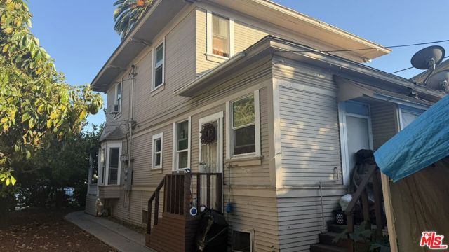 1715 Toberman Street, Los Angeles, CA 90015