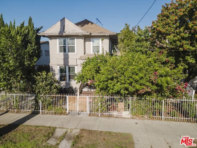 1715 Toberman Street, Los Angeles, CA 90015